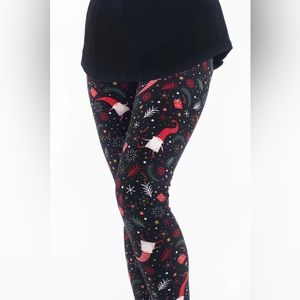 NWT Gnome For The Holidays SweetLegs